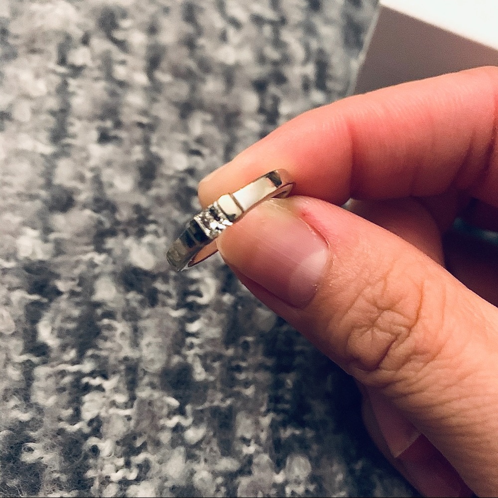THE SHOP GIRLY | Diamond Ring - Picture 2 of 6